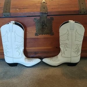 White Tony Lama Cowgirl Boots